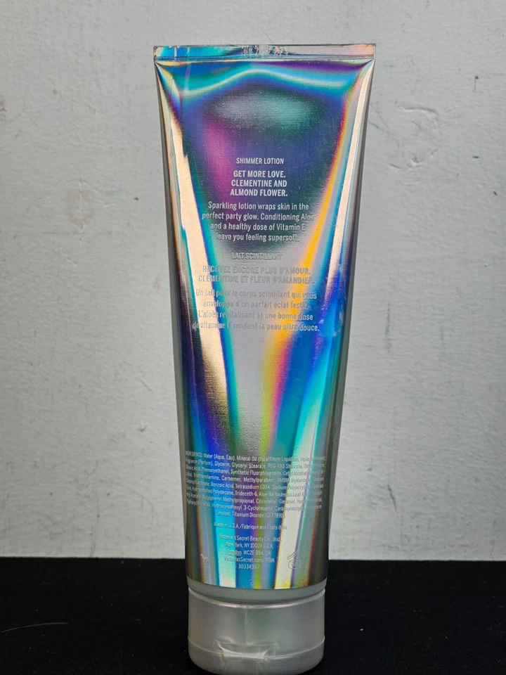 Victoria's Secret More ROSA 8,4 OZ loción brillante Foto 2 de 2