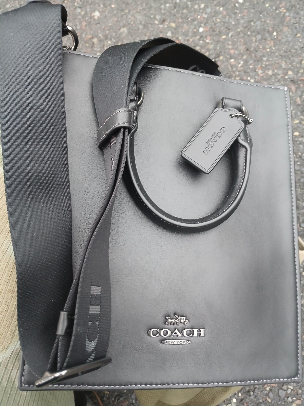 New Black Coach Shoulder Bag for Women - Stylish & Spacious-image