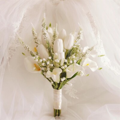 White Tulip Calla Lily Wedding Bouquet Artificial Bridal Holding Flowers Bride