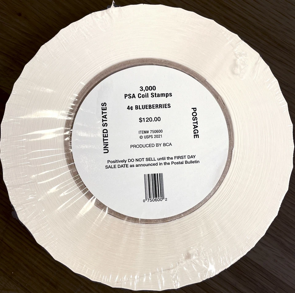 US 5652 Blueberries 4c (2022) - 50 Postage Stamps, Single Strip from Coil MNH - Image 3 of 3