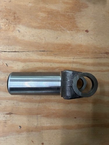 1967-72 oldsmobile cutlass 442 turbo 400 yolk,, 32 Spline NEW,,, - Picture 4 of 5