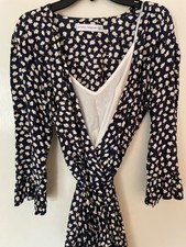 Faithfull the Brand wrap Dress (Vintage Bloom Print Navy Size 6)