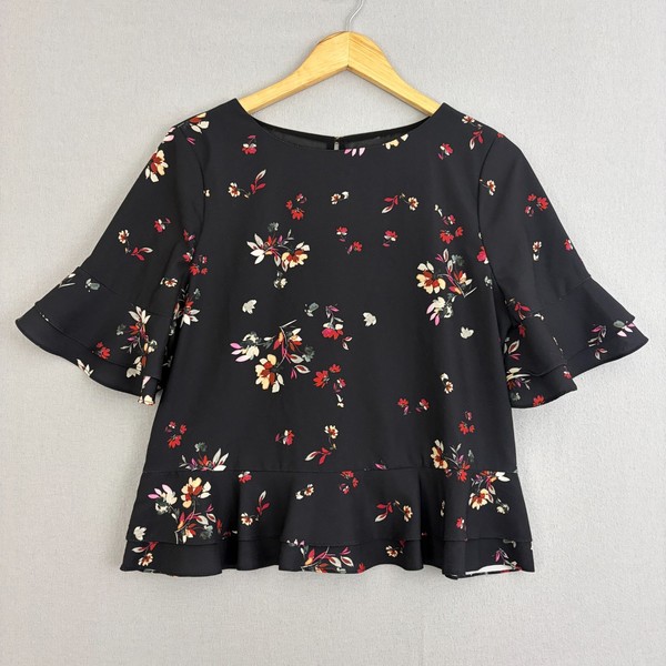 Forever New Top Womens 8 Black Red Blouse Floral Peplum Ruffle Bell Sleeve Work