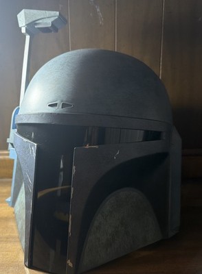 STAR WARS: THE MANDALORIAN  Bo-Katan Kryze  Helmet in Gray