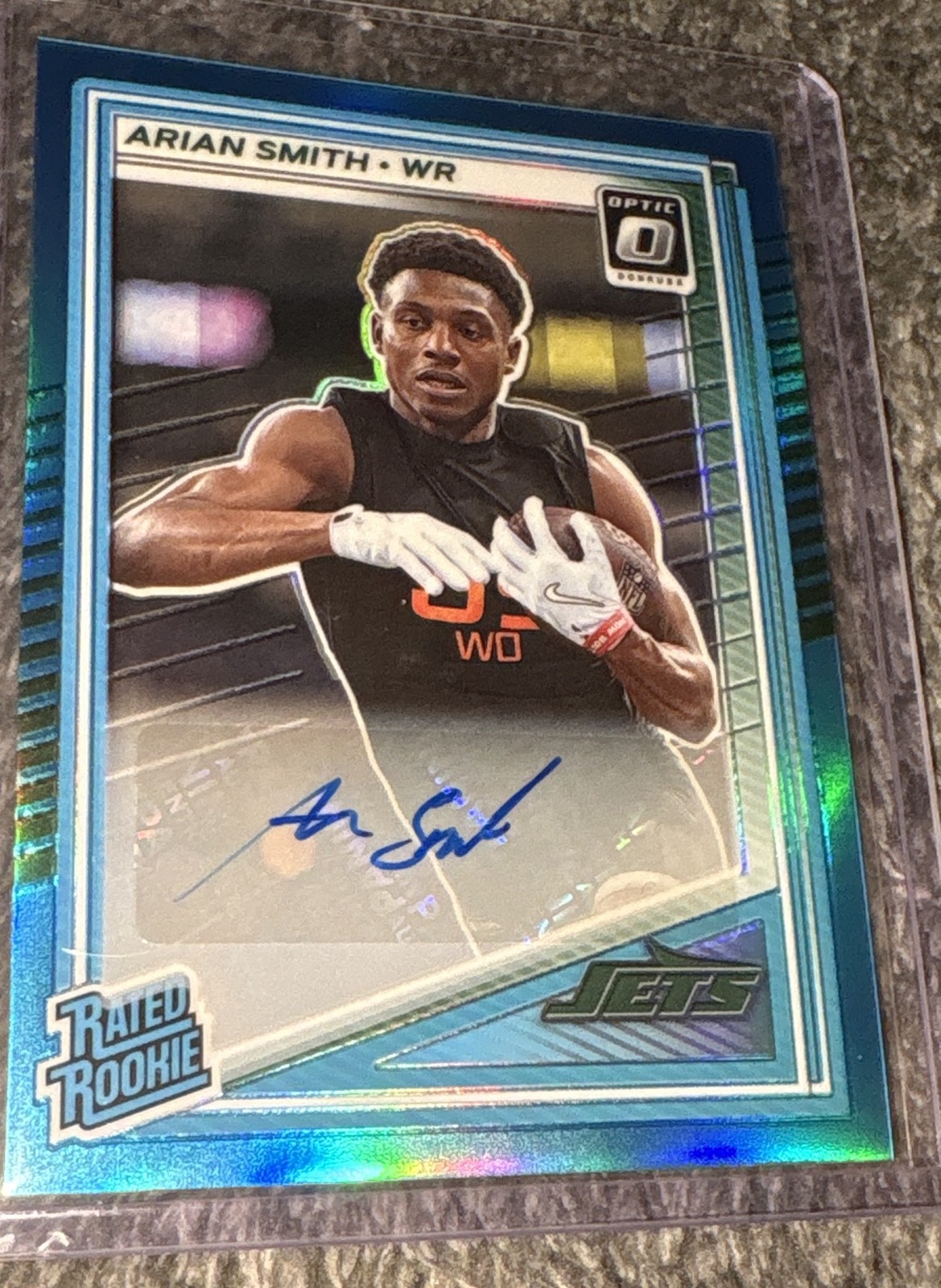2025 Panini Donruss Optic - Rated Rookie Arian Smith #285 Neon Blue Prizm...
