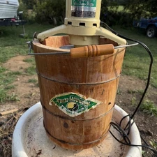 Vintage Rustic White Mountain 6qt Electric Ice Cream Freezer WORKS - BH