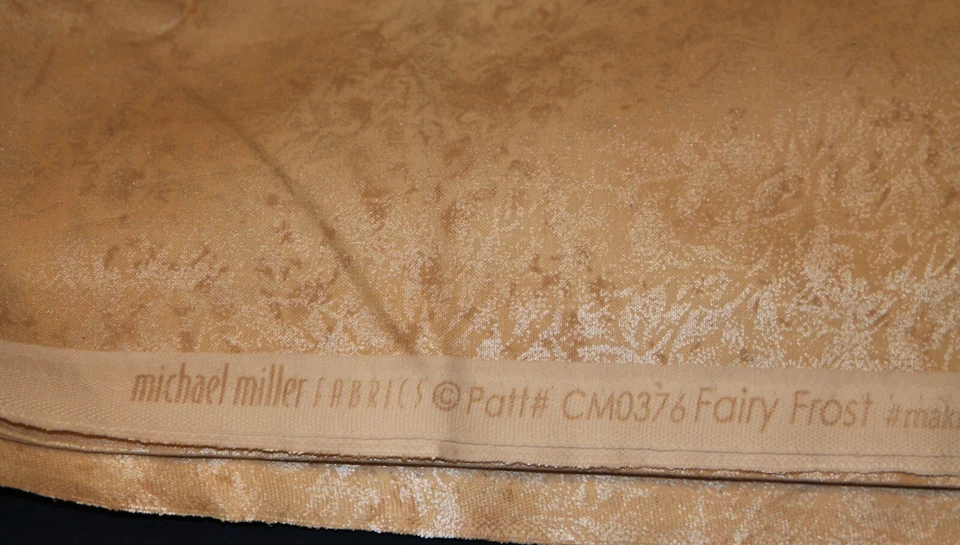 Tela Michael Miller Fairy Frost Champagne Metálica 2 yardas 1 pieza remanente Foto 3 de 3