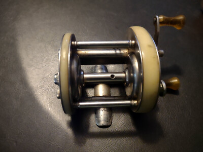 VINTAGE SHACKESPEAR PRESIDENT #1970 GD FISHING REEL | eBay VINTAGE SHACKESPEAR PRESIDENT #1970 GD FISHING REEL | eBay