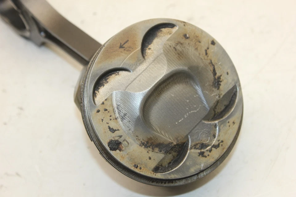 Pistón 4B, anillos y biela 2012-2016 EQUUS, 12-14 Genesis 5,0 L (VN74) Foto 2 de 4