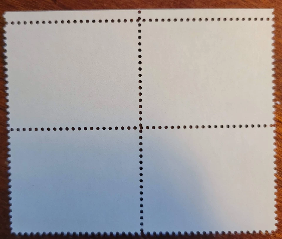 Scott # 2098-2101 - Dogs - MNH - 1984 - Block of 4 - Image 2 of 2