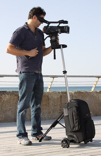 Brand New Black Petrol CA001 Cambio Camera Carrier/Support System Handle Wheels - Picture 4 of 13
