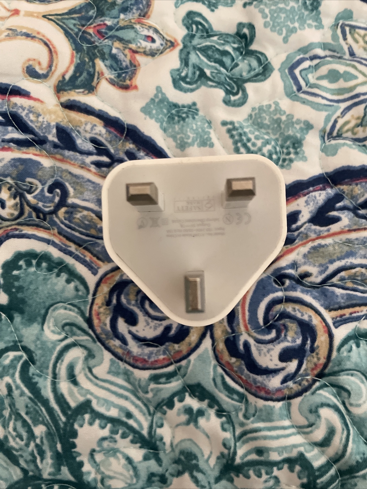 international power adapter