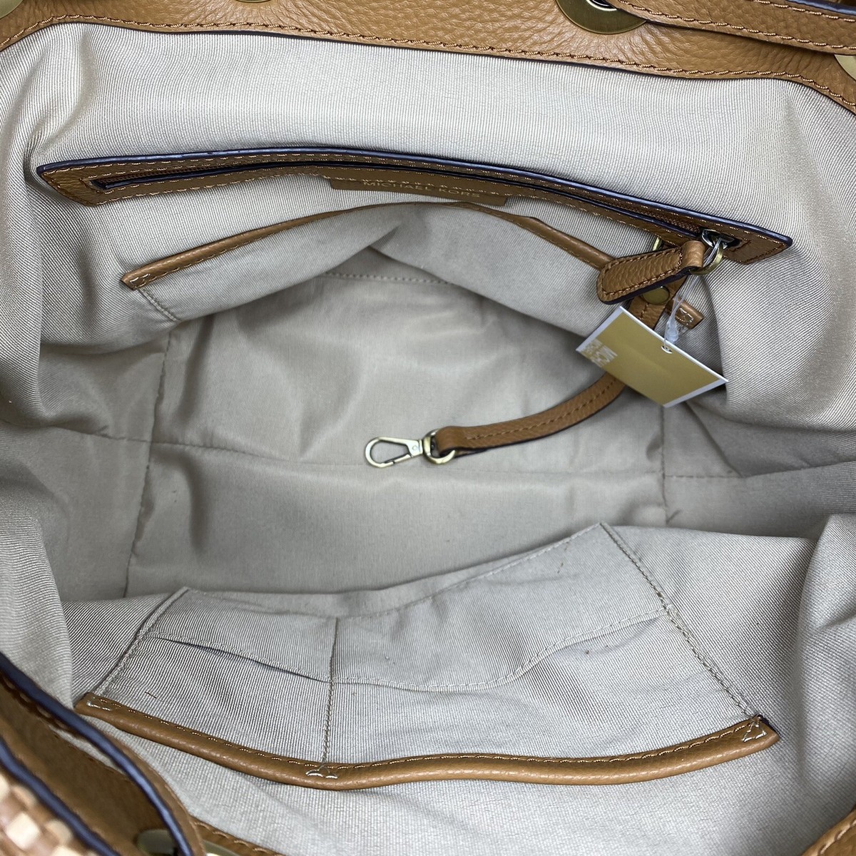 Michael Kors Junie Flap Backpack Leather Butternut NWT $358 Michael Kors Women Junie Chevron Leather Flap  main image 3