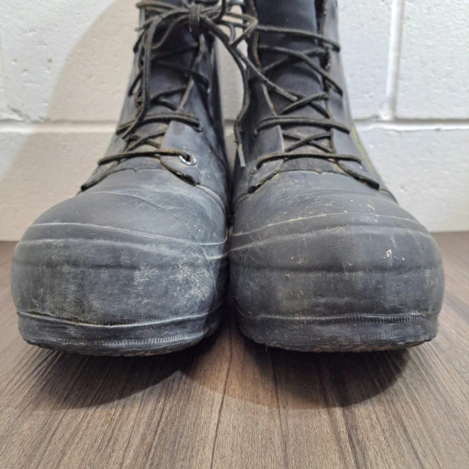 Botas de conejito de Mickey Mouse militares de EE. UU. BATA de 1960 clima frío extremo talla 9 Foto 4 de 4