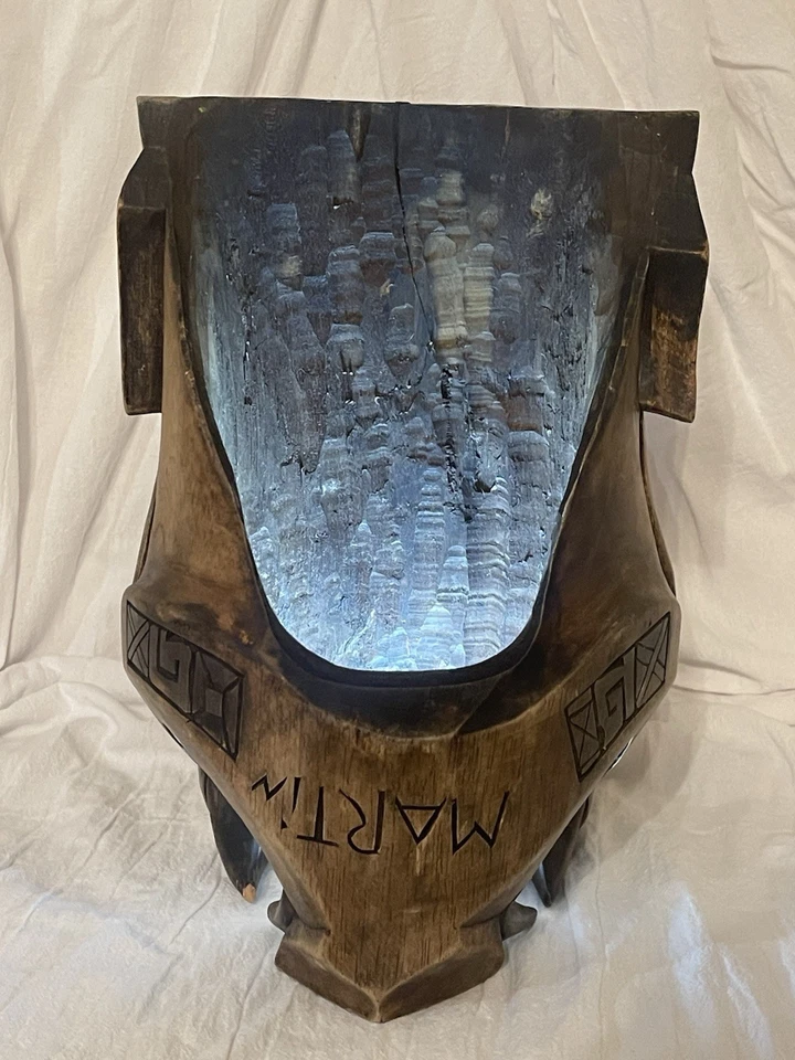 2 Pieces Of Carved Art In One Wood Sculpture , Signed By The Artist MARTIN . - Imagem 4 de 4