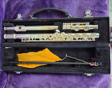 Yamaha Concert Flute Closed Hole Silver Plated Boehm C w/ Case Rod Cloth