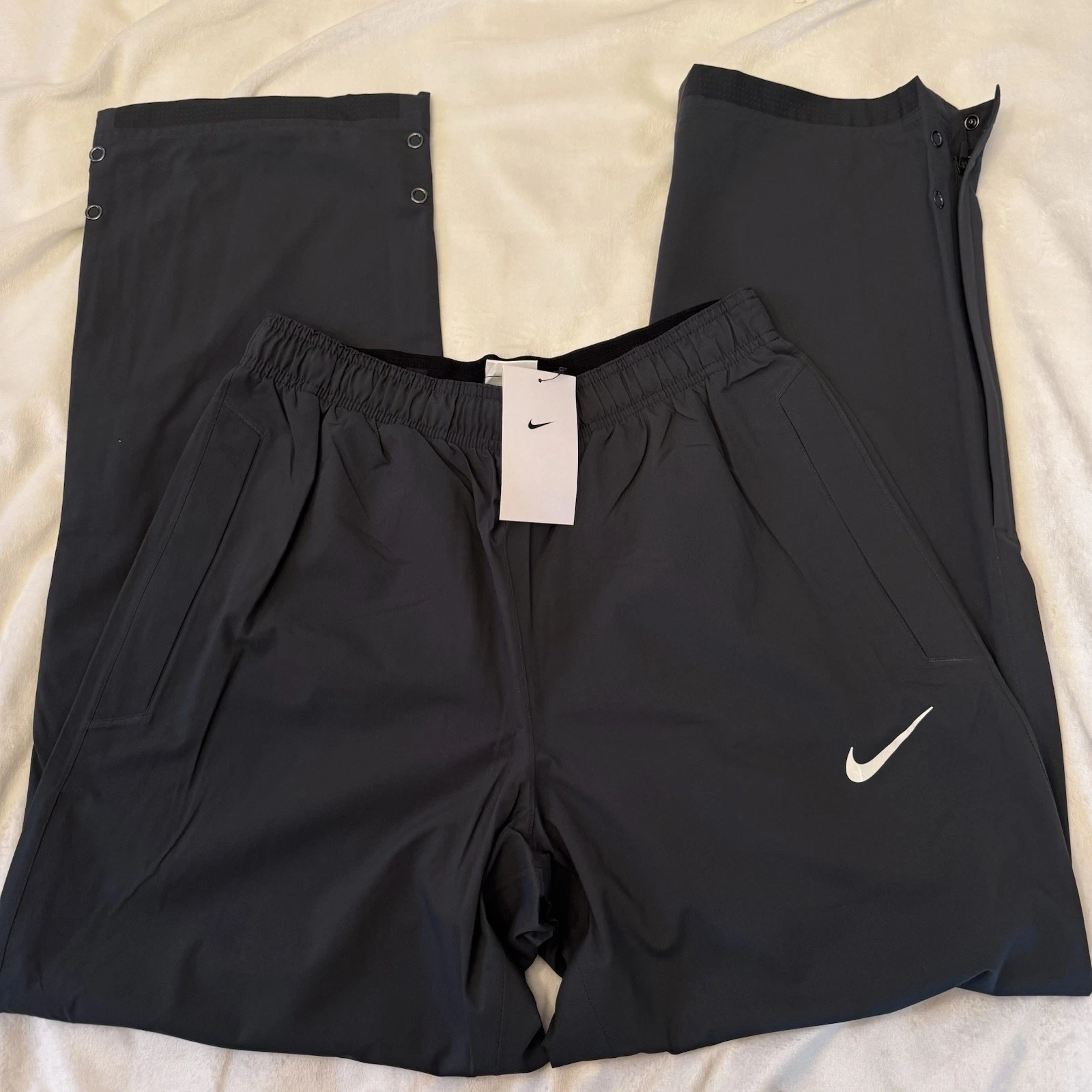 Nike Storm-Fit Waterproof Training Pants Grey $145 Size Medium Men's DA4984-010