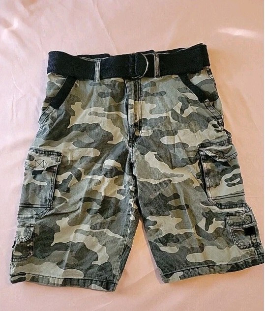 Beverly Hills Polo Club Mens Camouflage Cargo Shorts Unique Pockets Size 30