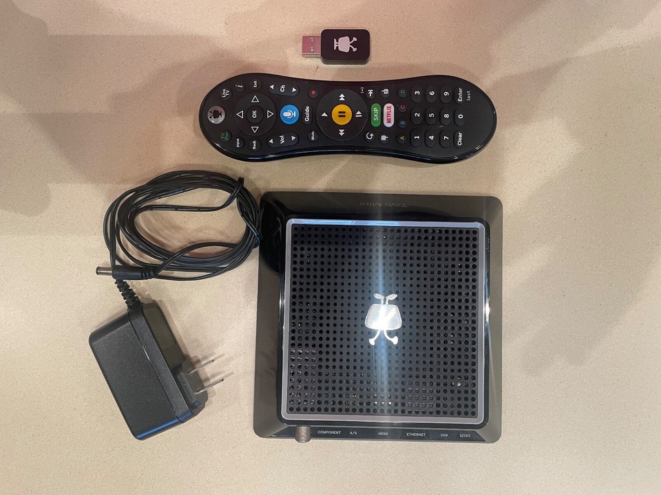 TiVo Mini DVDRecorder TCD846000 with Two TiVo Minis TCDA93000 eBay