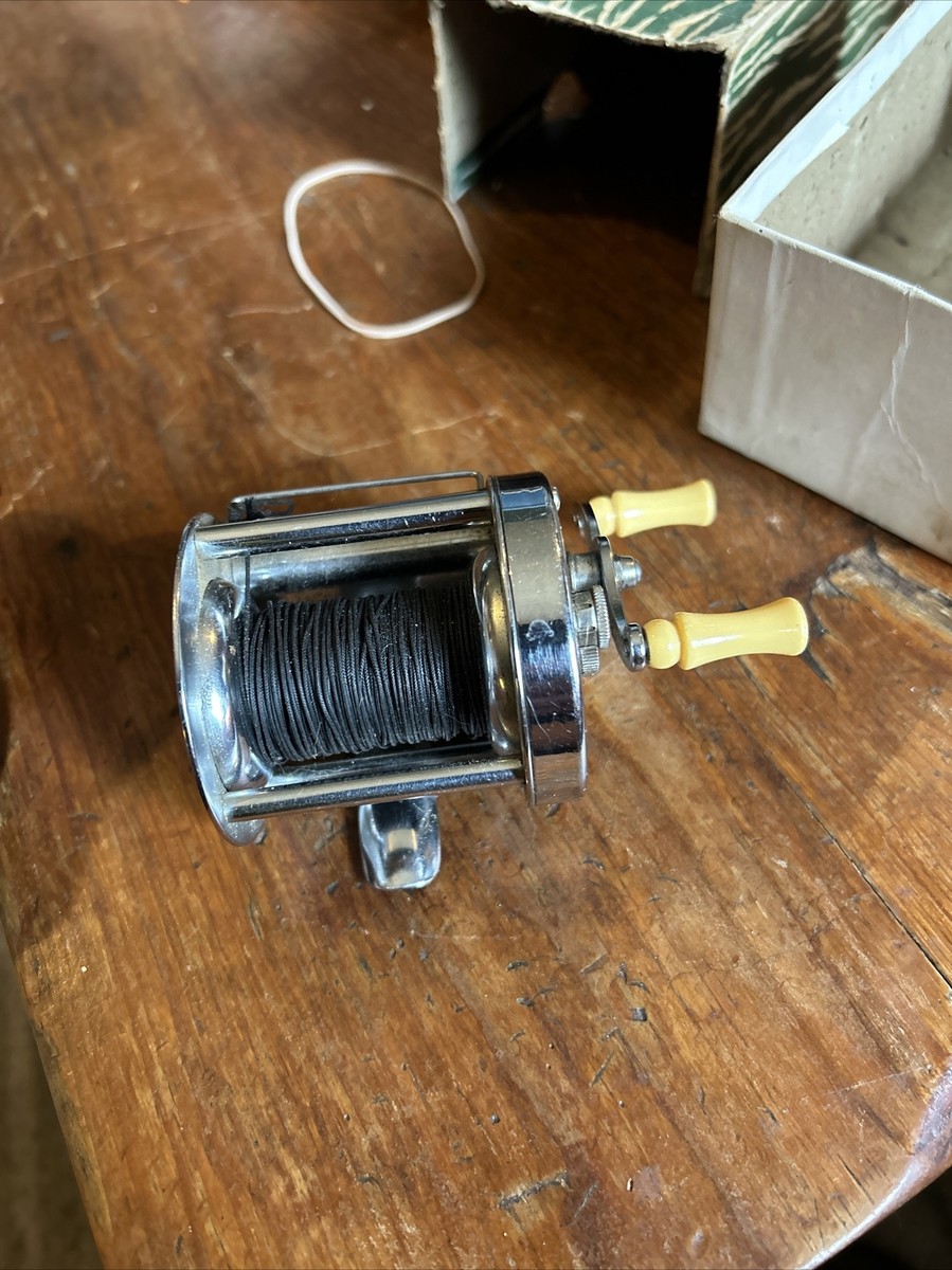 south bend No.300 model Dカスタム SOUTH BEND NO.300 MODEL D Vintage bait casting collectible