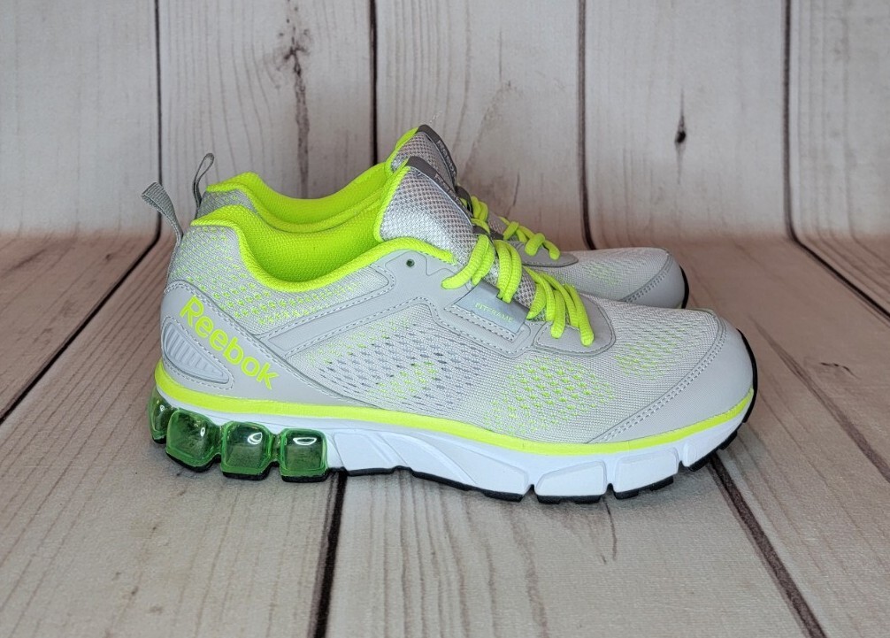 Reebok DYNAMIC BIOMECHANICS Running Shoes Women’s Size 8.5 thumbnail 2