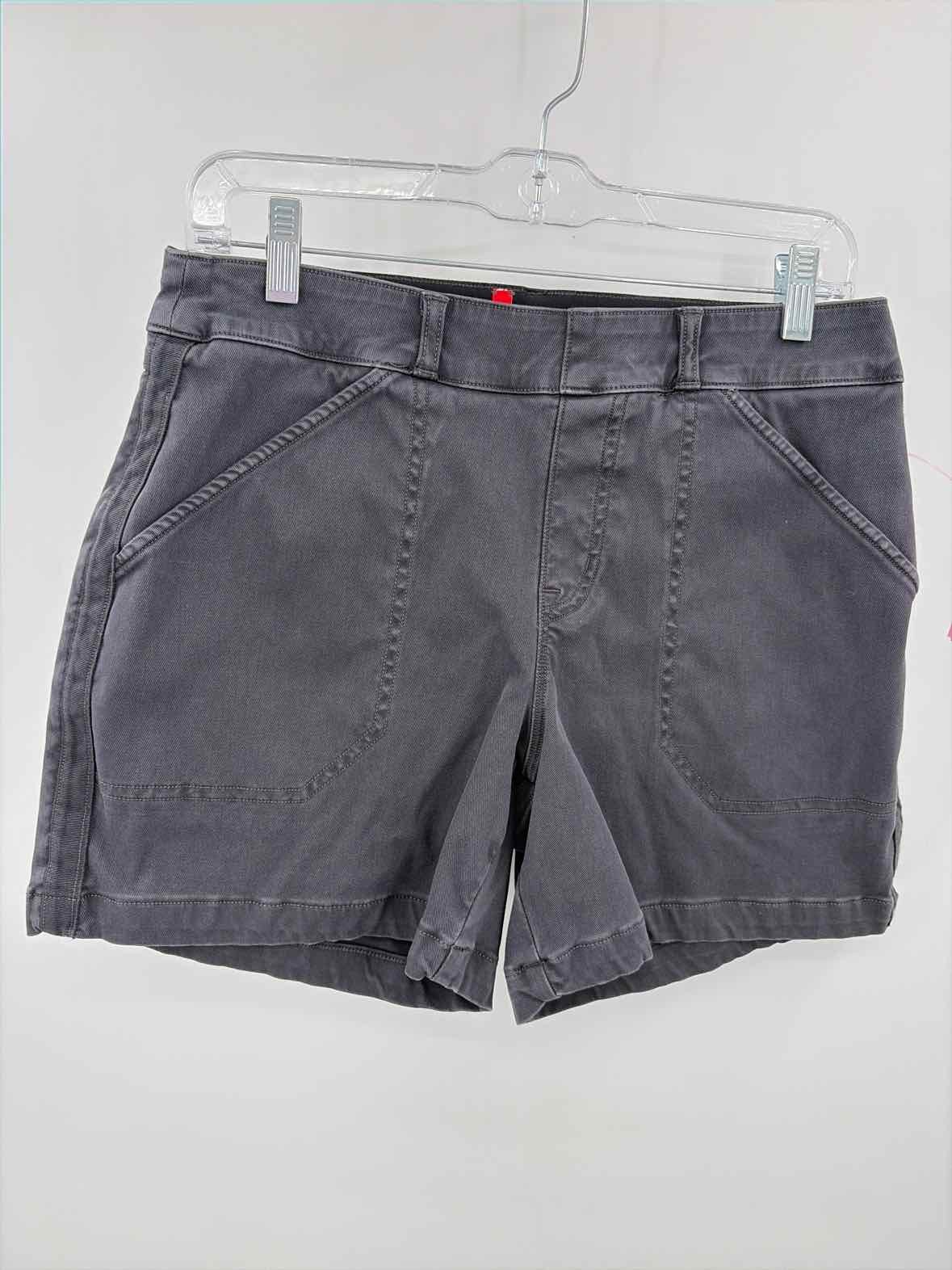 Pre-Owned Spanx Grey Size Medium Basic Shorts - image 1