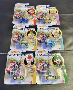 MATTEL HOT WHEELS Super Mario Kart Birthday Girl Toadette Diecast Toy