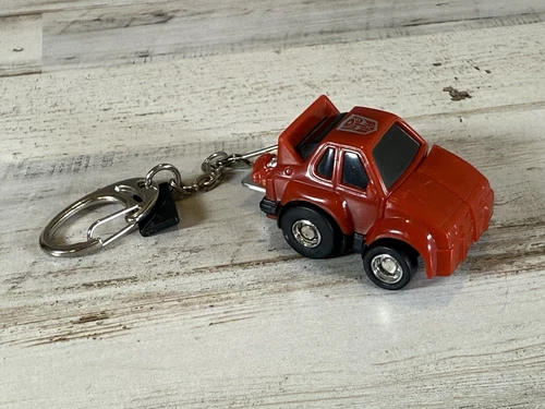 Transformers Cliffjumper KEYCHAIN Release G1 Reissue Red MiniCar Robot 2006