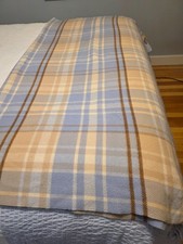 JOHNSTONS OF ELGIN, 100% LAMBSWOOL TARTAN BLANKET THROW, MADE IN SCOTLAND 70X60&rdquo;