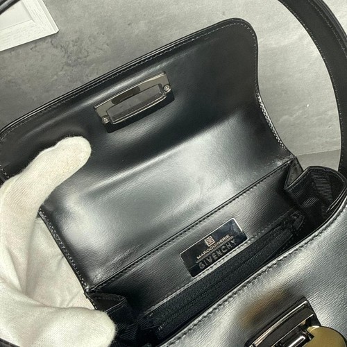 Givenchy Borrodia Borsa Formale Scatola Vitello dal Giappone - Foto 12 di 24