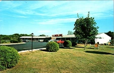 S & S Motor Lodge, WESTERLY, Rhode Island Chrome Advertising Postcard