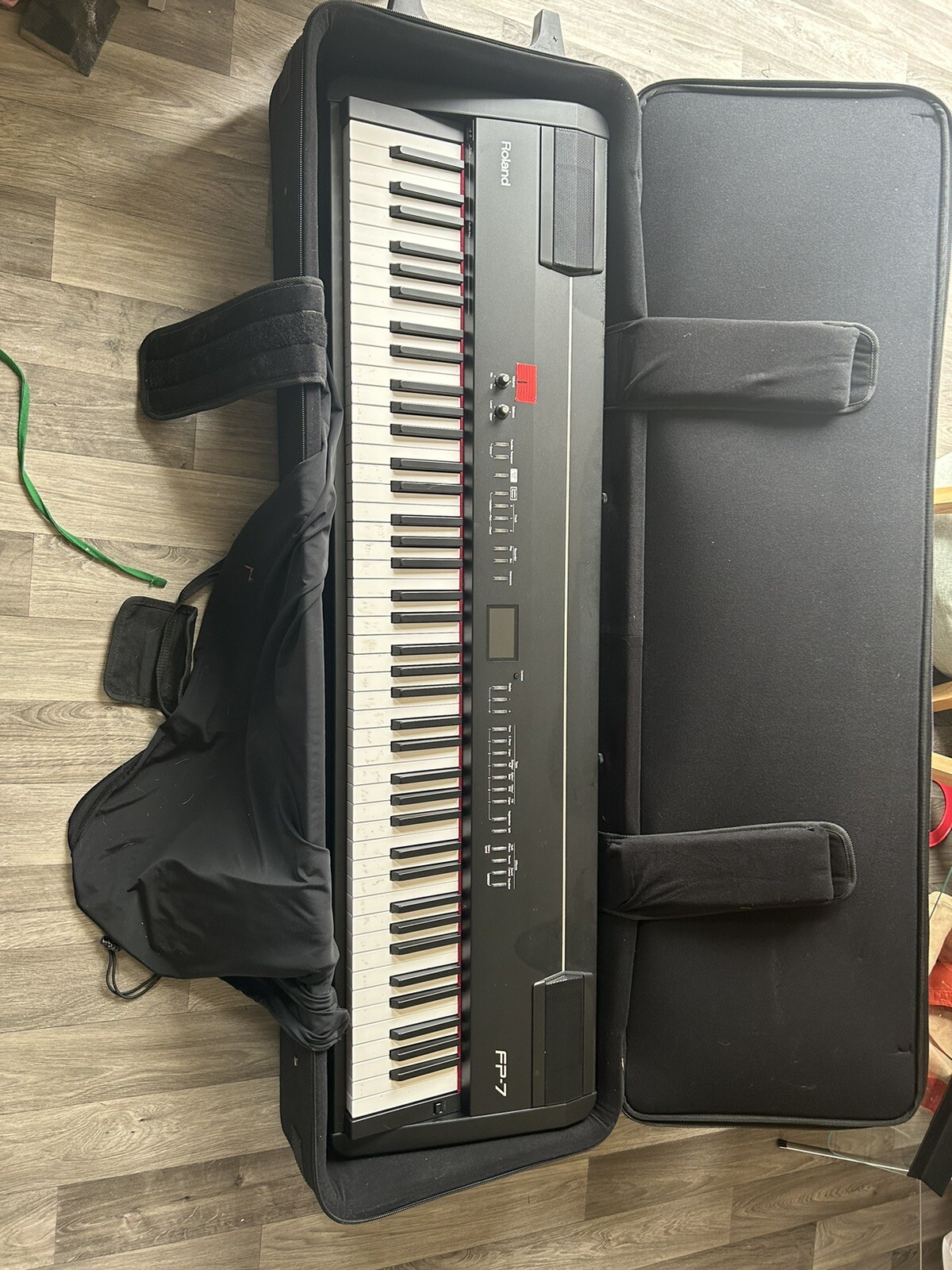 Picture 1 of 4