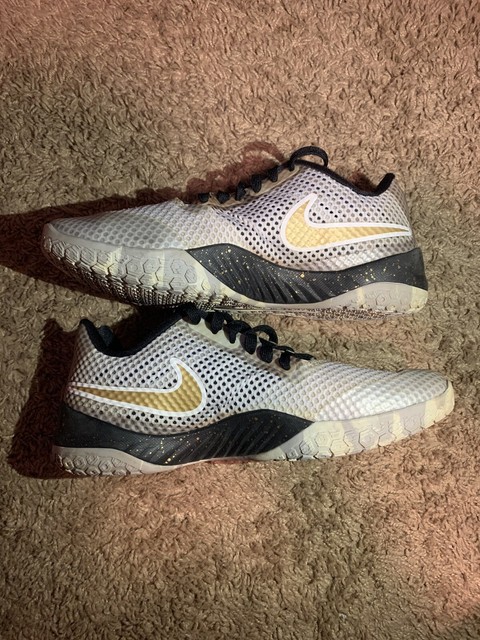 Size 7.5 - Nike Hyperlive White for 