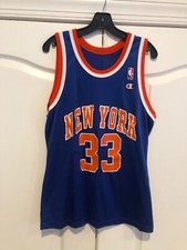 Vintage 90s New York Knicks Patrick Ewing 33 Champion Jersey - Size 