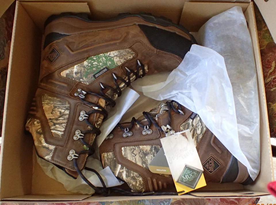 MUCK SUMMIT LACE 10" HUNTING BOOTS 800 GRAM REALTREE EDGE SIZE 12 NEW IN BOX - Image 2 of 4