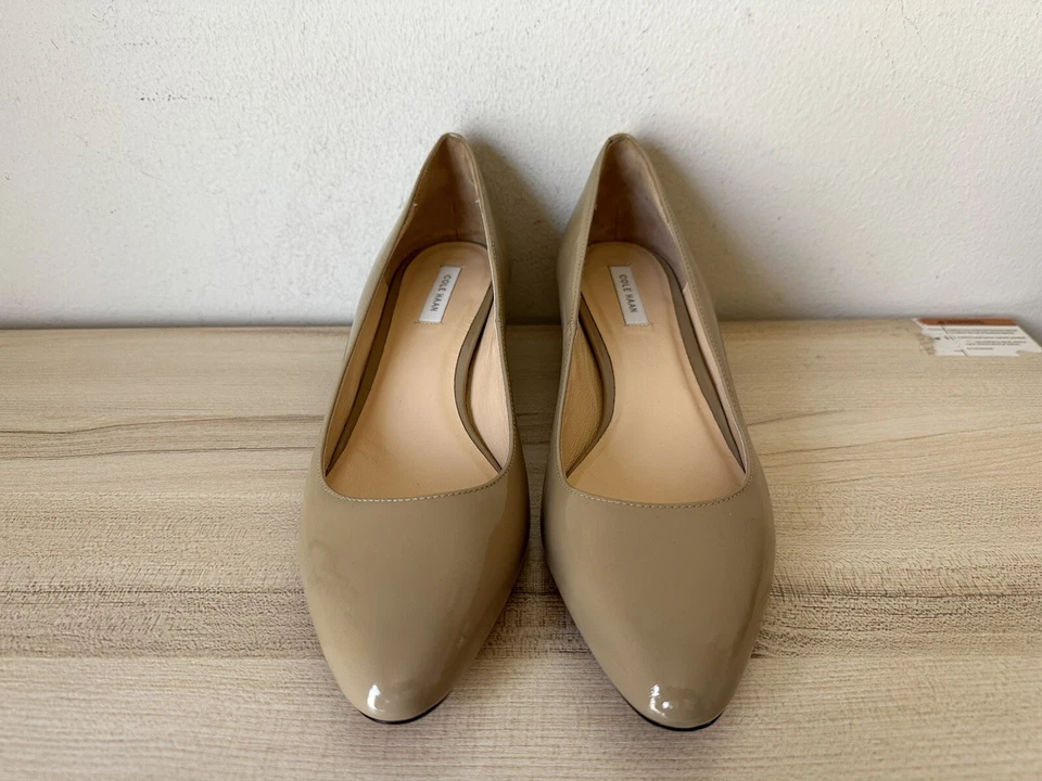 Cole Haan Womens sz 7.5B Nude patent leather wedge pumps shoes - Image 2 of 4