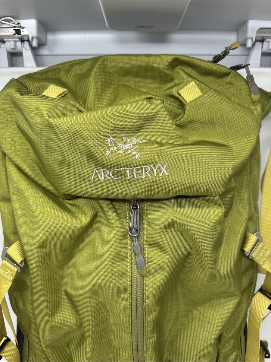 ARC&#39;TERYX - 【mac】ARC’TERYX　MIURA30 Arc'teryx Miura 30L Backpack | | CampSaver.com
