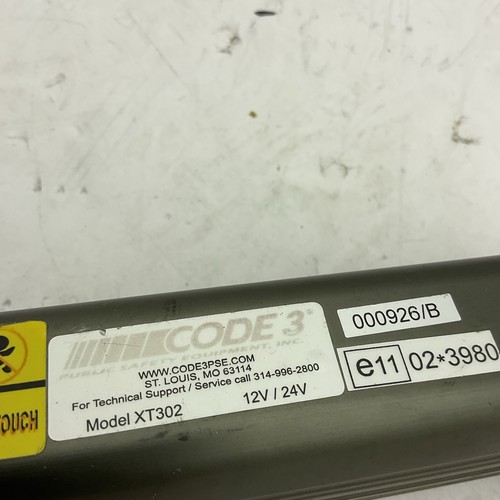 CODE 3 XT302 TWO LIGHTHEAD UNIT 12/24V AMBER/AMBER LEDS - XT302AA Tested 👍👍 - Picture 7 of 13