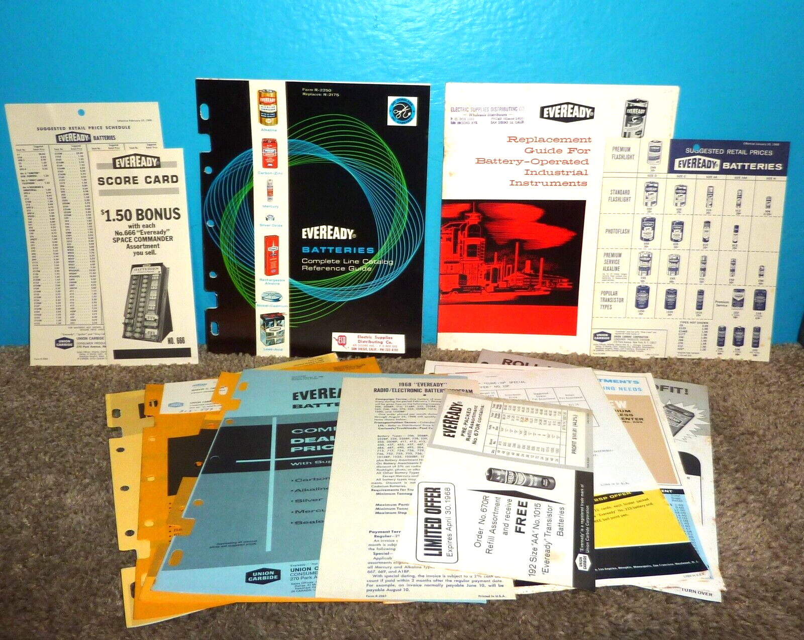 1968 Original Eveready Batteries Catalog with Dealers Price Sheets-image