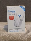 BNIB TP-LINK 300Mbps Wi-Fi Range Extender 300 Mbps White