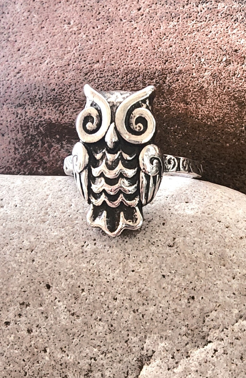 Retired James Avery OWL Ring Size 5.5 with JA Box! Gem