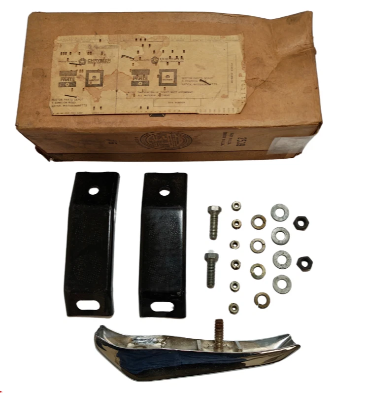 Dodge Monaco Polara 1971 equipamiento de protección de parachoques trasero 3620336 nuevo en stock Foto 2 de 4