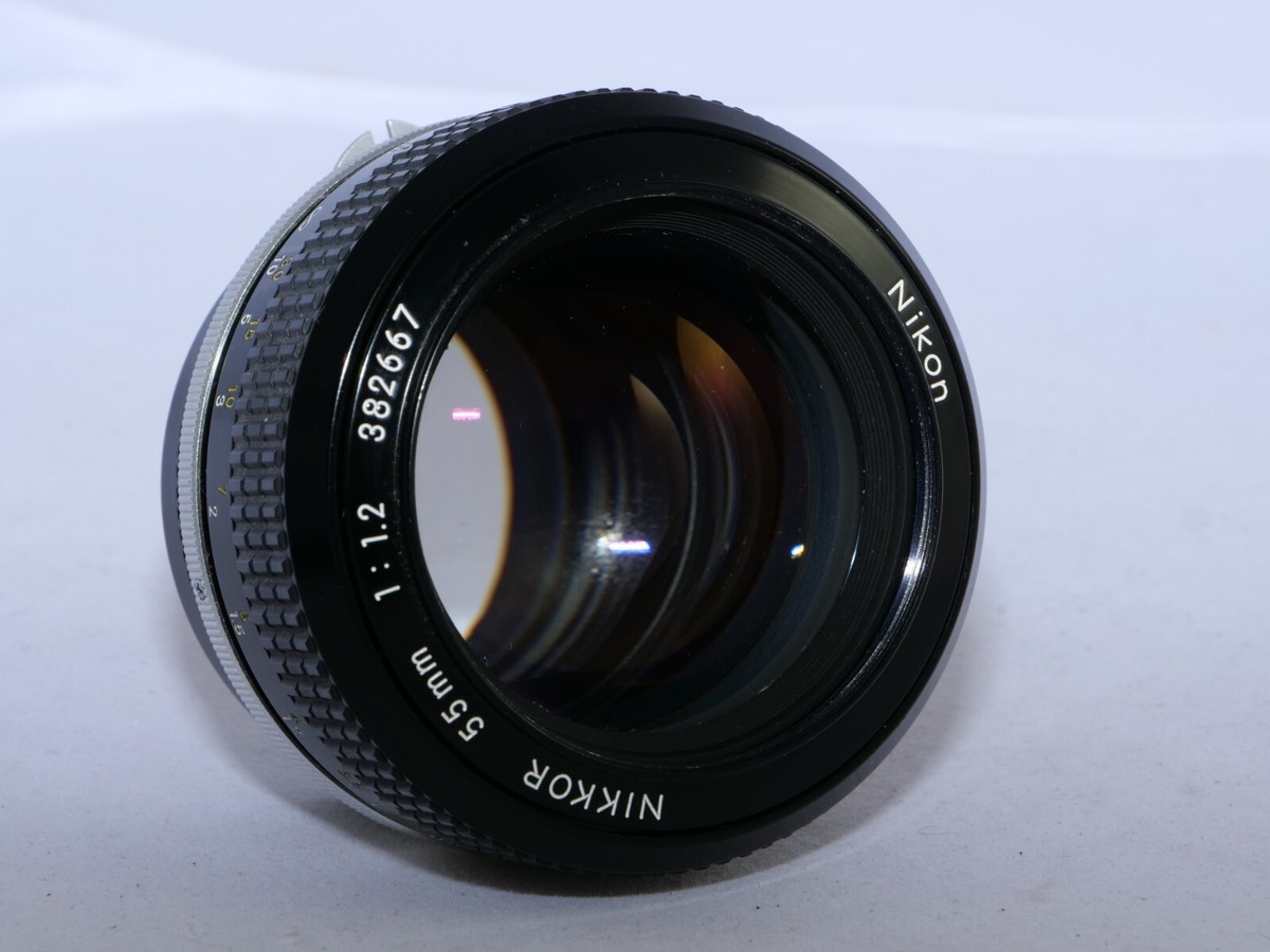 Nikon Nikkor Non Ai 55mm f1.2 FAST lens. Nikon L1Bc filter. Caps