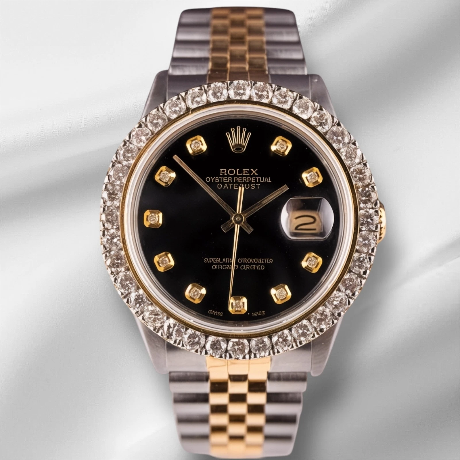 Rolex — Rolex Datejust 36mm YG/Steel 2.50ct Diamonds Black Dial Hidden Clasp Watch