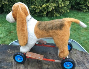 push along dog on wheels