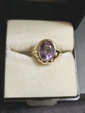 Edler Damenring 8 Karat 333 Gold 2,06 g Gelbgold Amethyst aus Nachlass