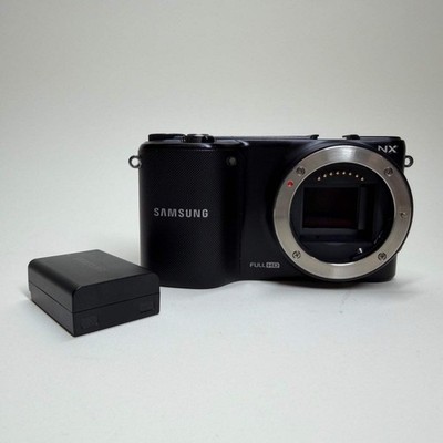 Samsung NX2000 EV-NX2000BABUS 20.3MP Mirrorless Camera Body Only