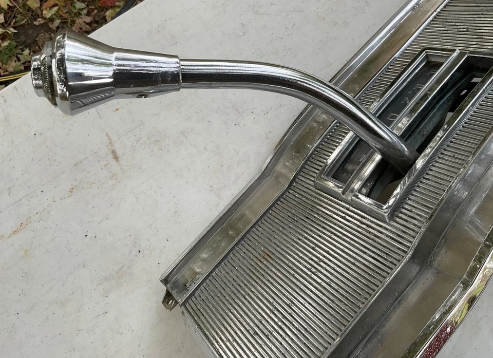 Dodge Charger Plymouth GTX 1967-68 palanca de cambios automática de piso -consola superior = carrocería B Foto 2 de 4