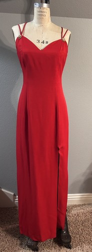 Dave And Johnny VTG 90’s Red Gown With Rhinestone And Strap Bodice Sz 7-8