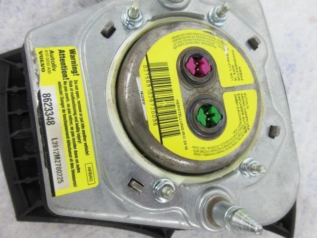 VOLVO V 50 V50 2007-2008-2009-2020-2011 BOLSA OEM VOLANTE IZQUIERDO Foto 2 de 4